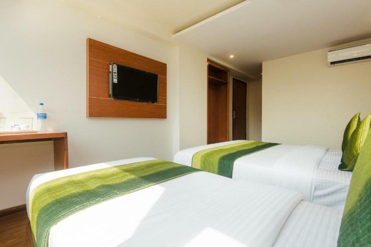 Hotel Aflon Midc Andheri East Mumbai Kültér fotó